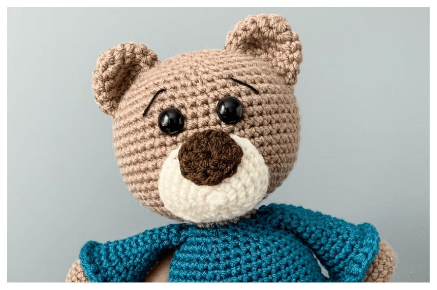 bear in sweater crochet pattern crochet project crochet project detail 4