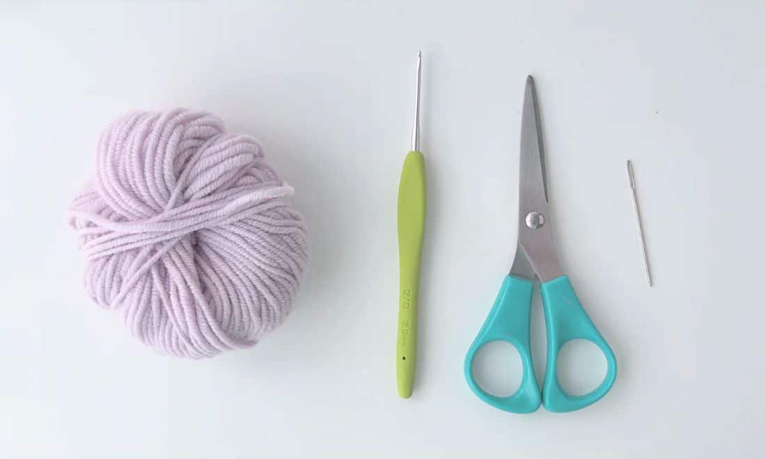 chunky crochet letter C crochet project crochet project detail 4