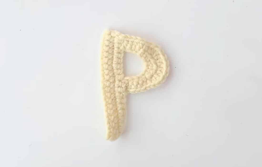 chunky crochet letter r crochet project crochet project detail 2