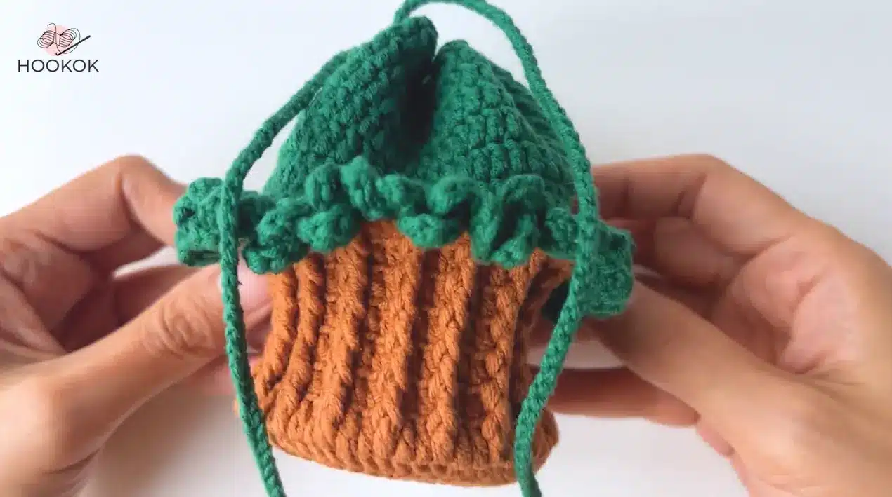 crochet christmas tree mini bag crochet project crochet project detail 2