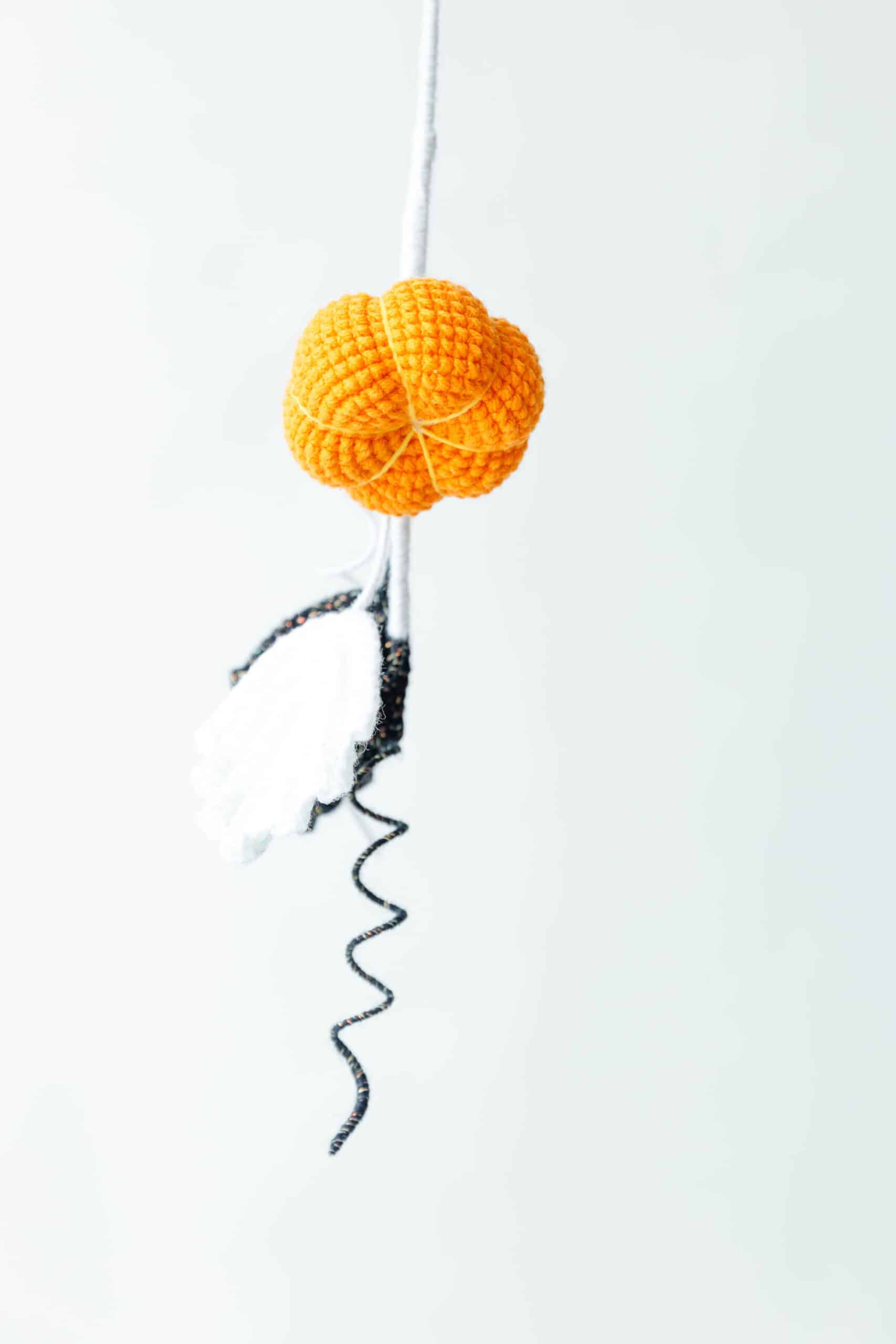 crochet halloween pumpkin bouquet crochet project crochet project detail 3