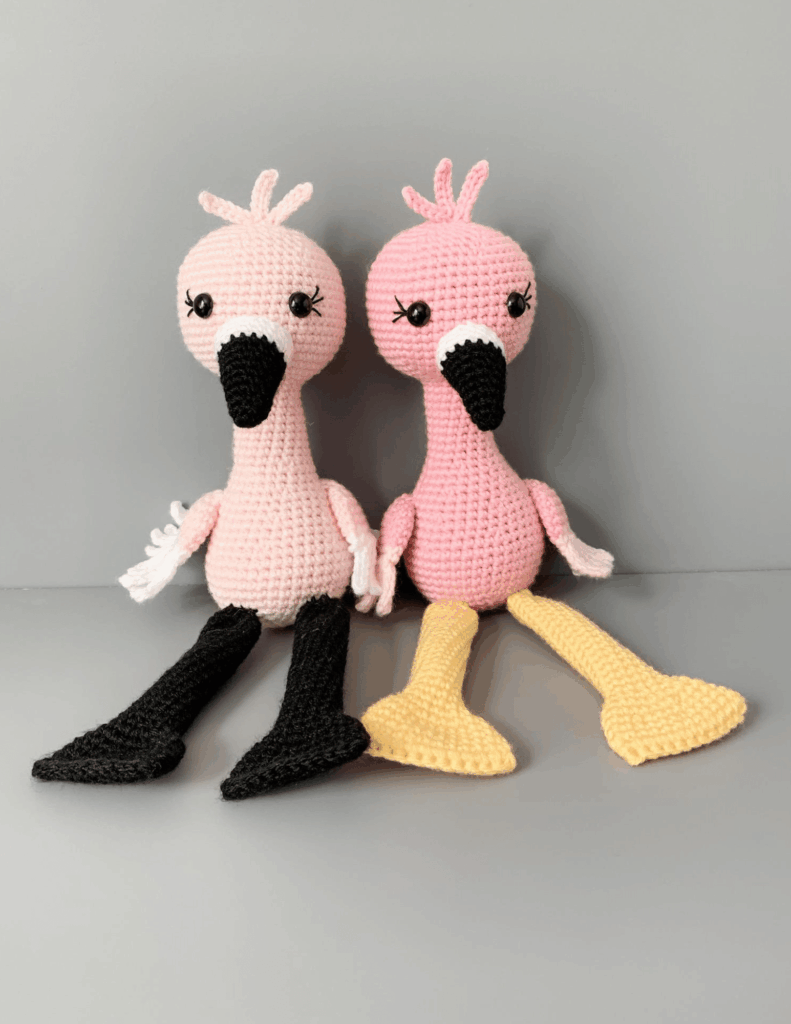 flamingo crochet pattern - featured image