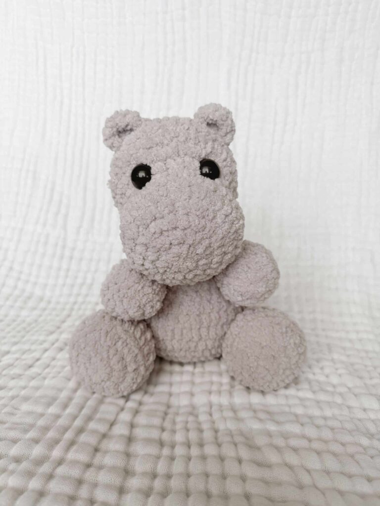 hippo crochet amigurumi pattern - featured image