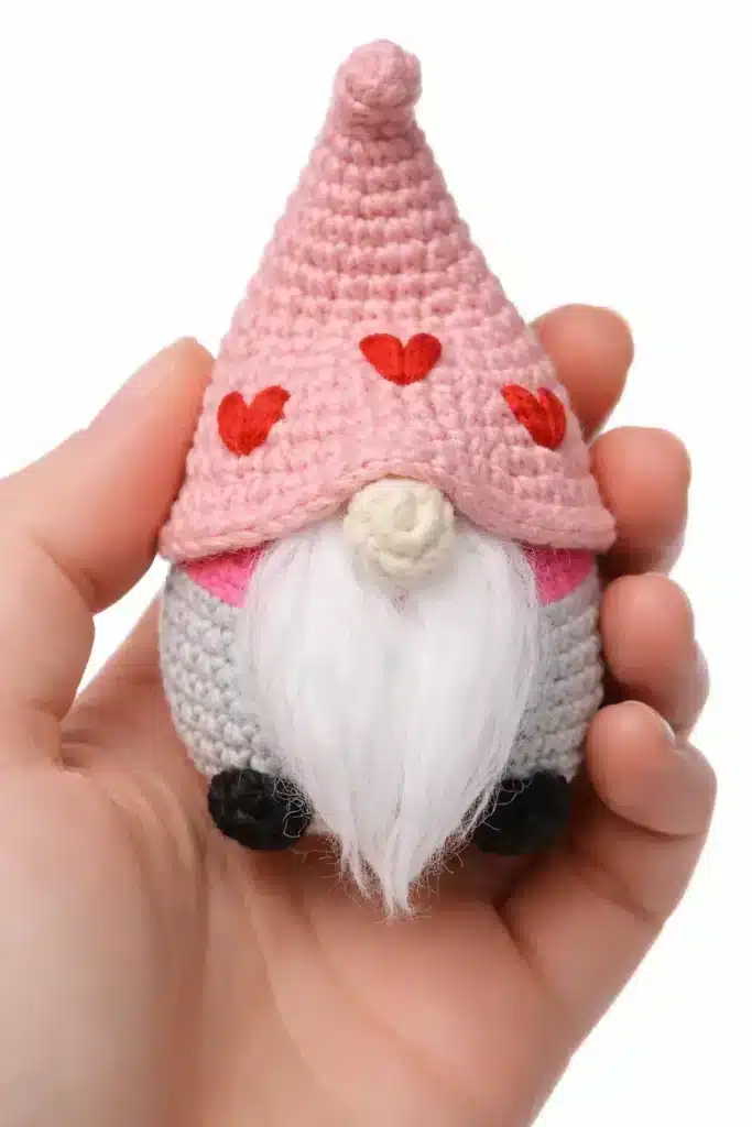 valentine gnome crochet pattern crochet project crochet project detail 1