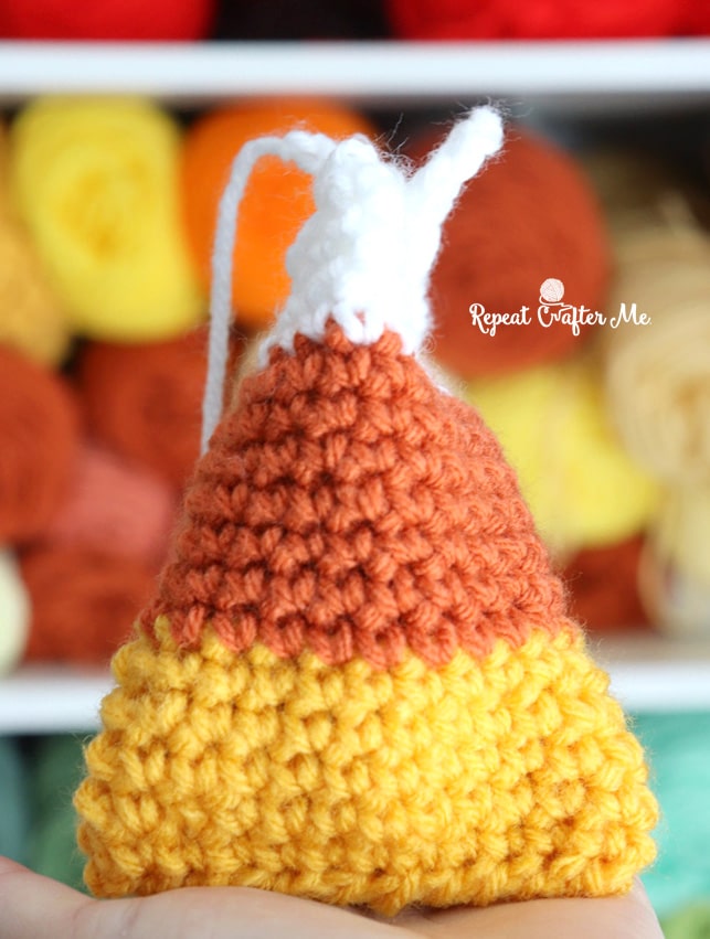 candy corn treat pouch - featured image