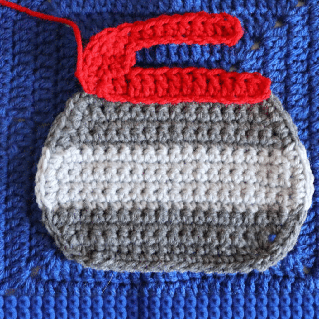 crochet curling stone applique crochet project crochet project detail 4