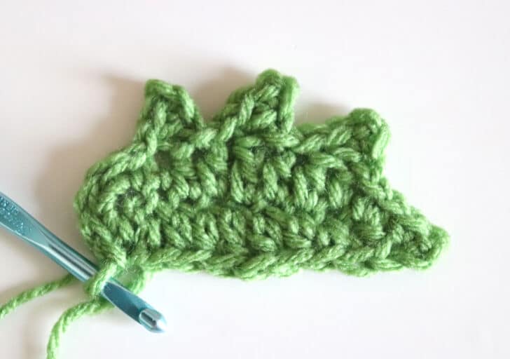 crochet holly berry appliqué crochet project crochet project detail 7