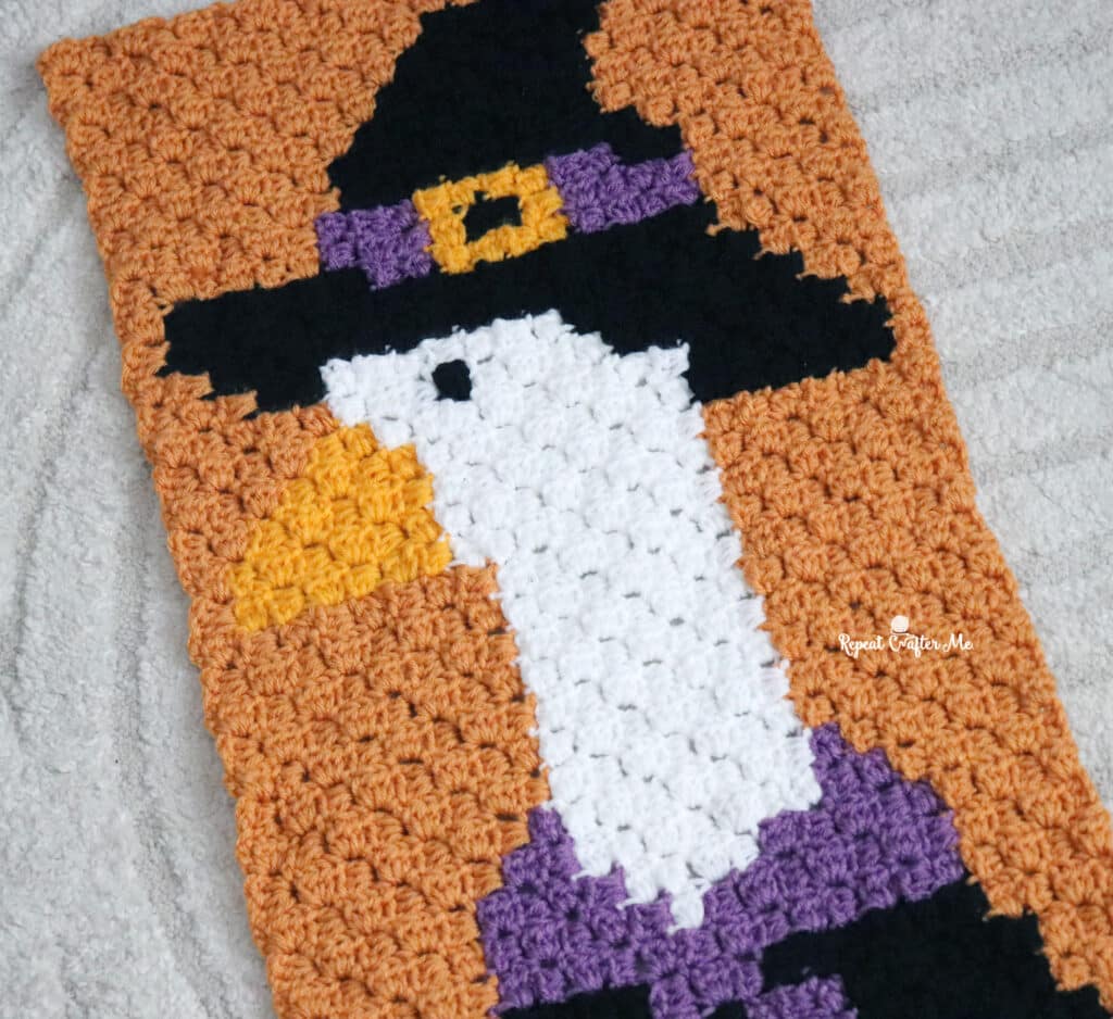 halloween porch goose c2c crochet panel - featured image